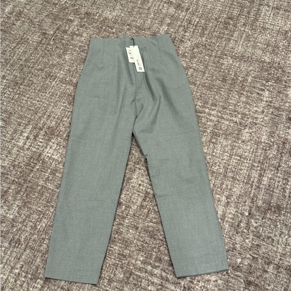 Zara Women's Elegant High Waisted Gray Pants - Picture 7 of 10